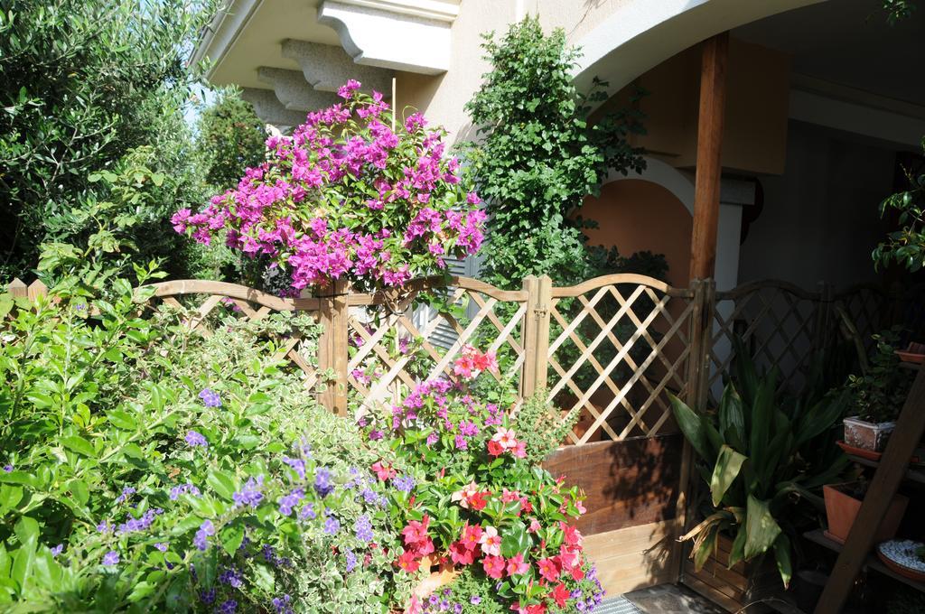Taverna Derosas Appartement Golfo Aranci Buitenkant foto